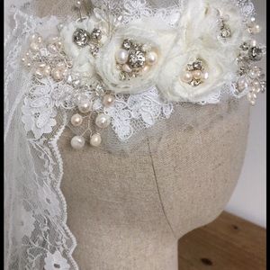 Bridal hair adornment